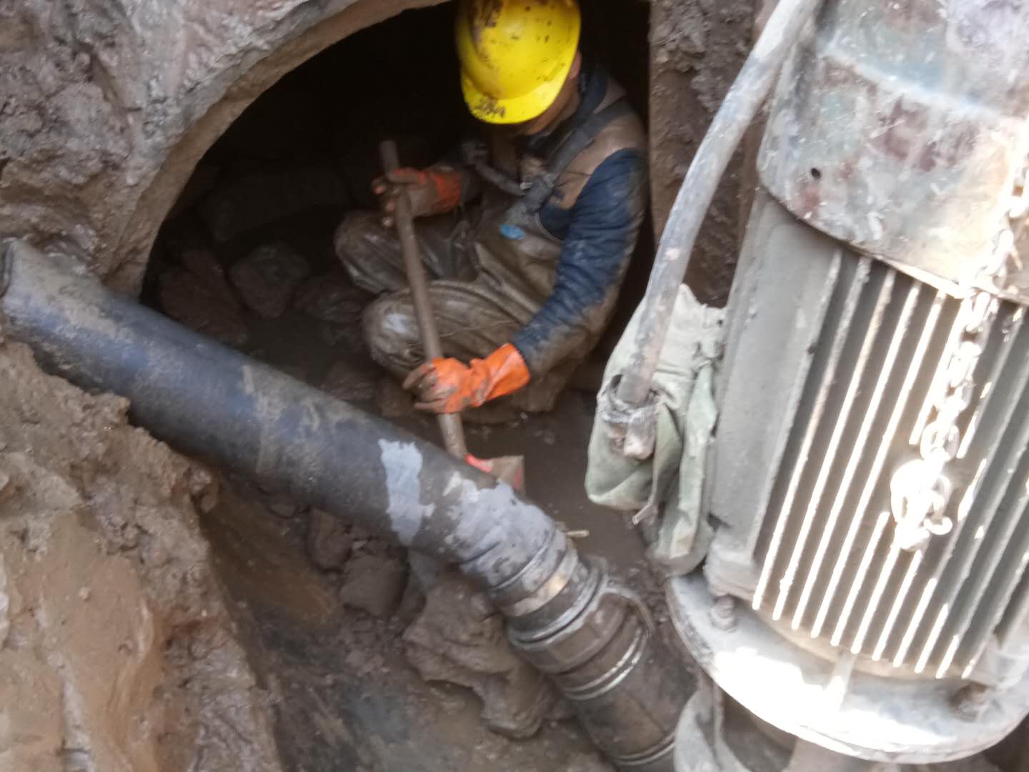 什玲镇管道清淤