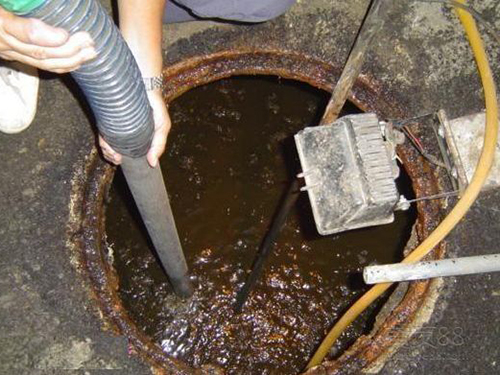 什玲镇隔油池清理